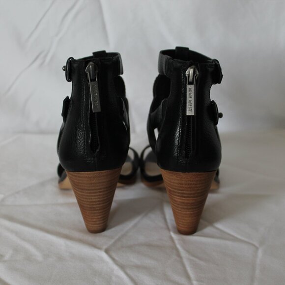 Nine West, Black beaded heeled sandal, Size 6.5US. - Picture 4 of 5